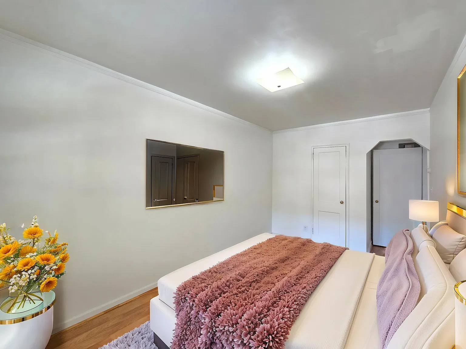 2 bed, 1050 sqft, $2,800 — Photo 4