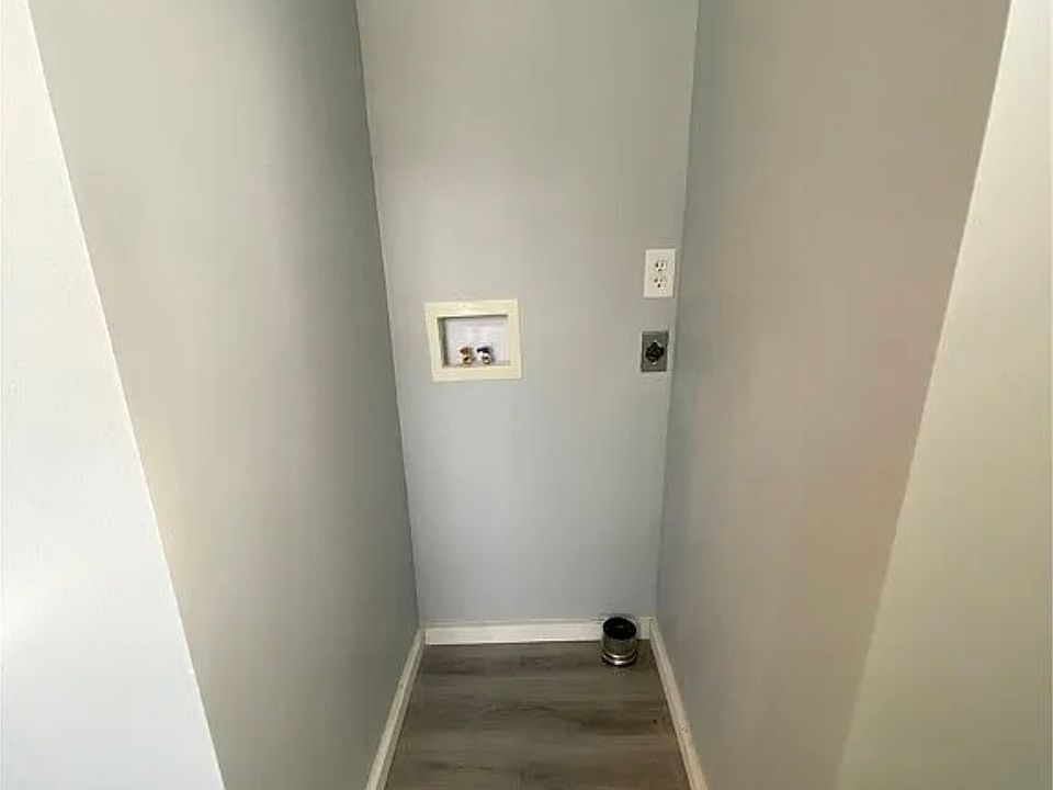 1st image of 310 Pleasant Ave