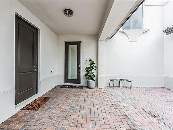 3rd image of 4761 Sophia Dr