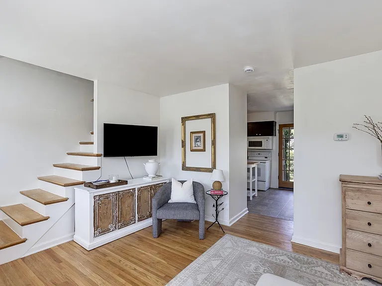 615 Lischey Ave — Photo 5