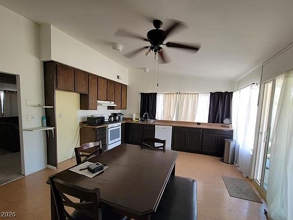 5th image of 2102 E Russell Rd