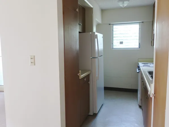 1631 Liholiho St, Honolulu, HI 96822