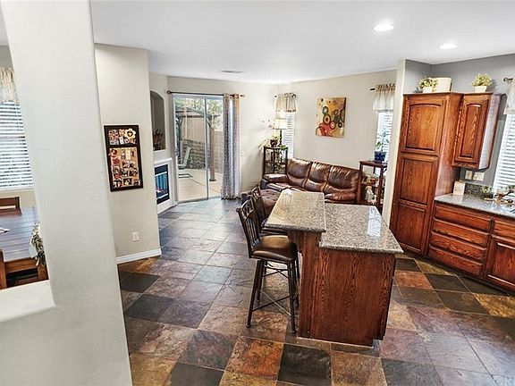 4th image of 28407 Meadowlark Ct