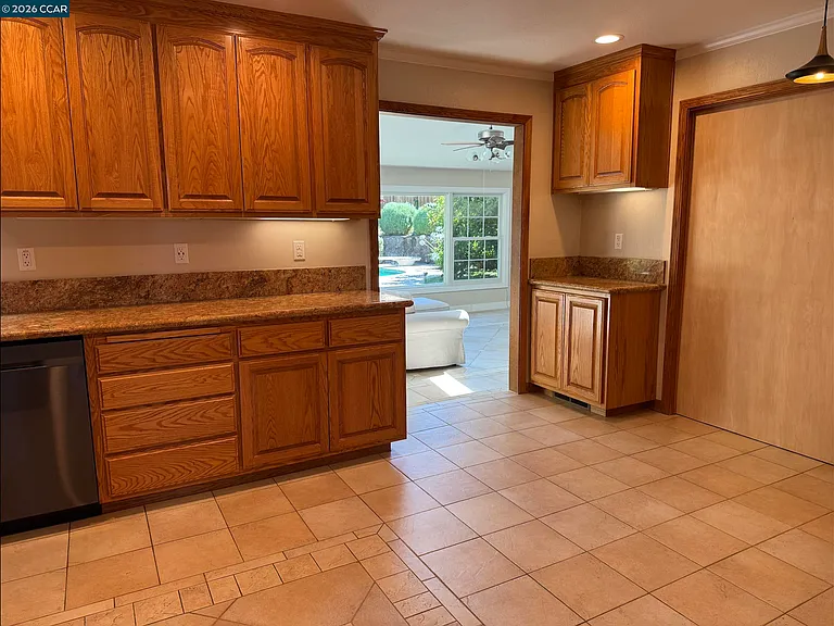 1105 Fair Weather Cir — Photo 11