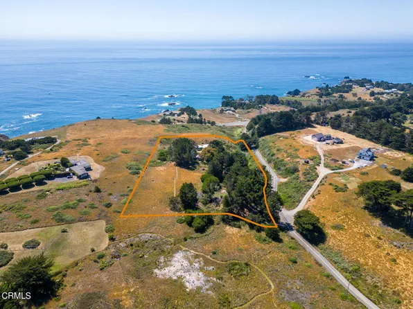 33821 Navarro Ridge Rd, Albion, CA 95410