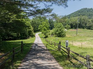 173 Avery Creek Rd, Arden, NC 28704