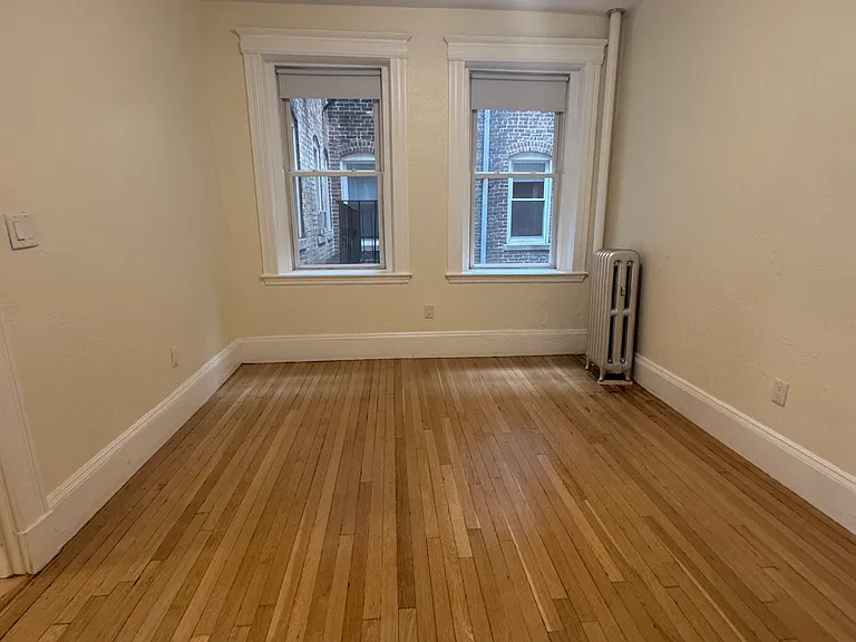 1183 Commonwealth Ave — Photo 11