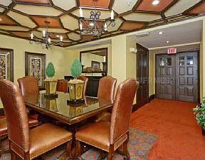 4th image of 315 New England Ave #17