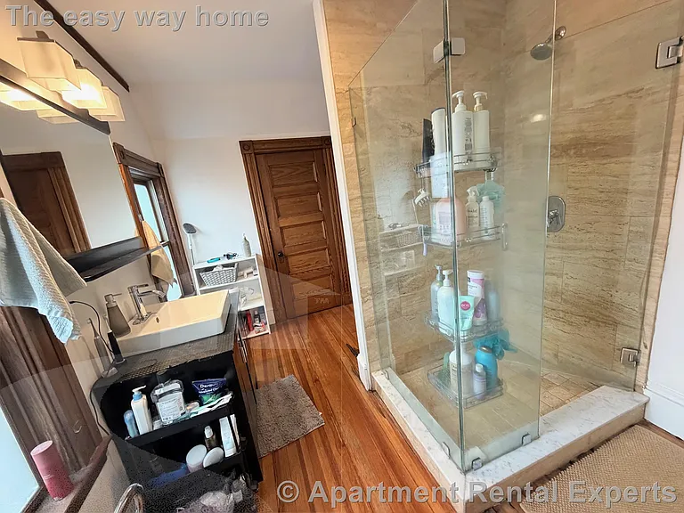 15 Linden Ave #2 — Photo 9