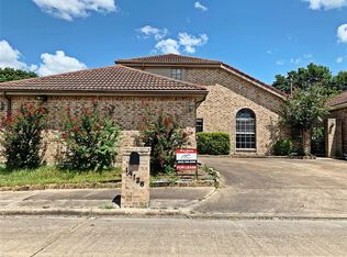 14126 Langbourne Dr, Houston, TX 77077