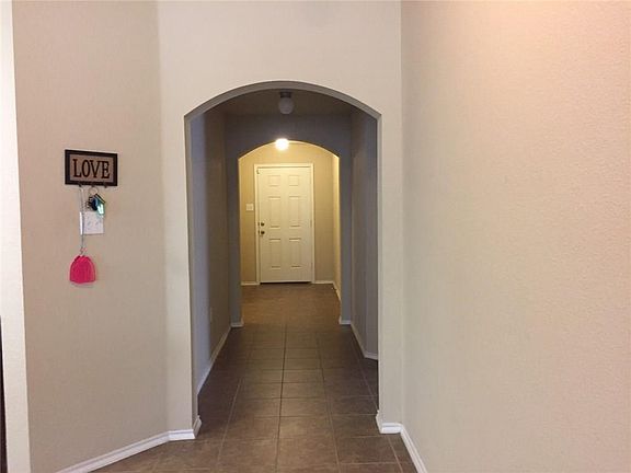 2nd image of 1070 Churchill Dr