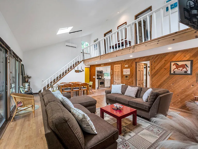 10 Harbor View Ln — Photo 26