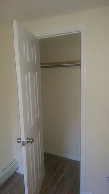 Rented by BuySell Real Estate Inc | media 44