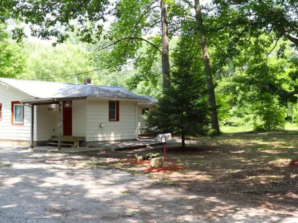 6005 W 350 N, La Porte, IN 46350