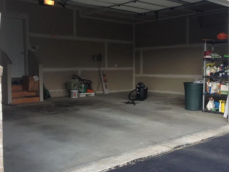 3 Car Garage