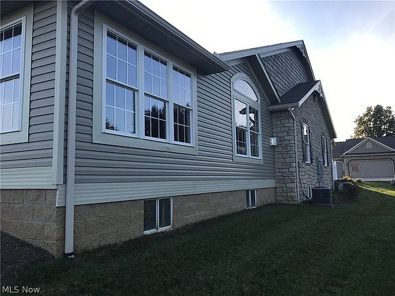5th image of 250 Heritage Pointe