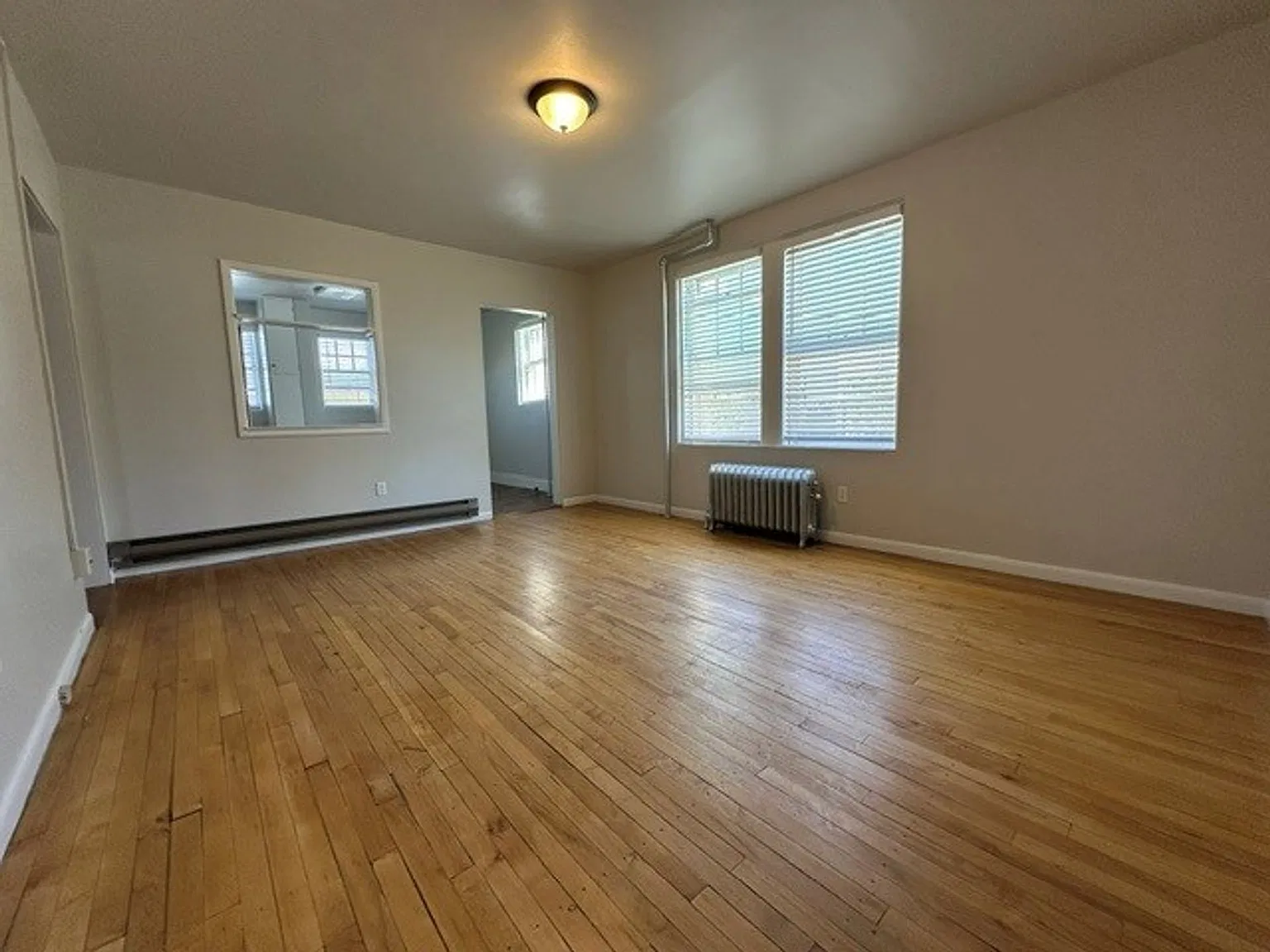 Blackmore Apartments — Photo 3