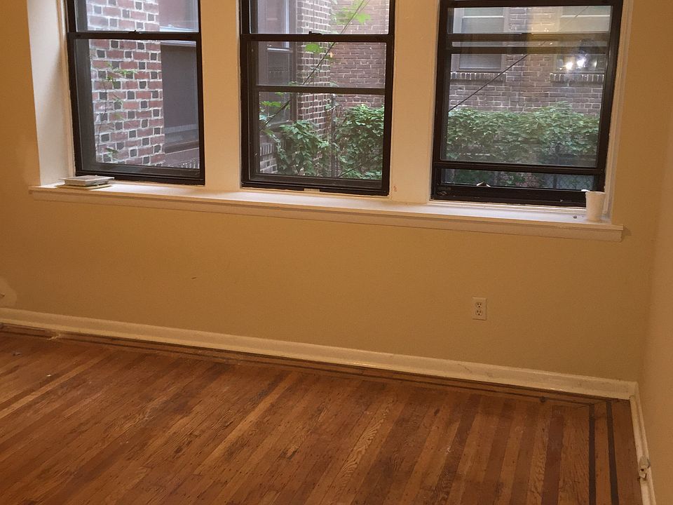 1st image of 4537 Spruce St APT A4