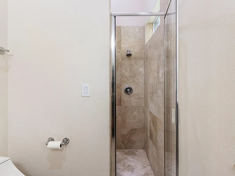 3381 Lago De Talavera — Photo 39