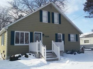 2975 Johns Dr, Saginaw, MI 48603