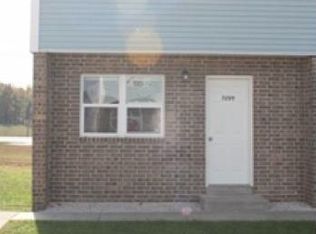 3215 N 21st St, Ozark, MO 65721