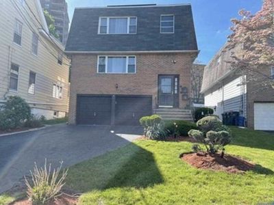 389 De Wolf Pl, Hackensack, NJ, 07601