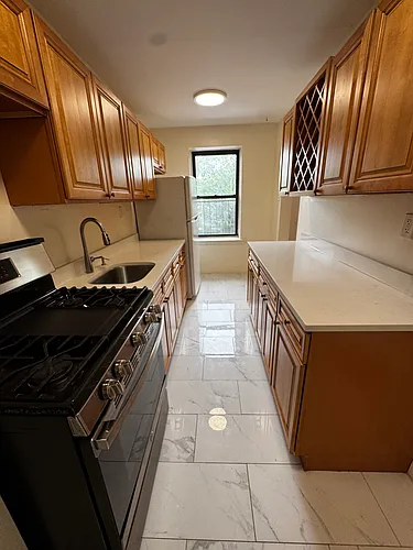 6 West Ave #4E Photo 1 6 West Ave #4E Photo 1