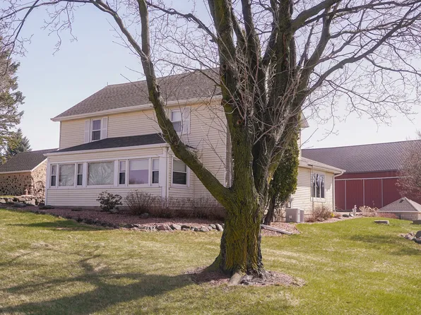 (undisclosed Address), Hartford, WI 53027