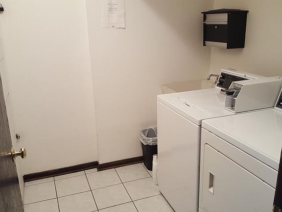 2nd image of 701 W 65th St APT 1