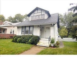 932 North Ave, Waukegan, IL 60085