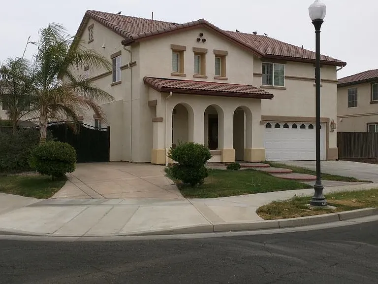 2599 S Fallbrook Dr — Photo 4