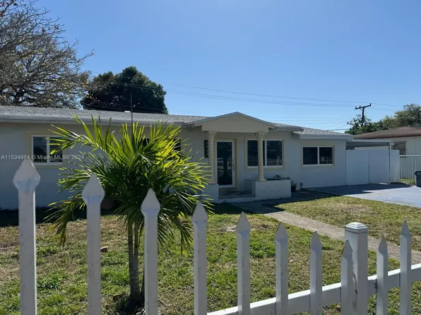 2850 NW 175th St, Miami Gardens, FL 33056