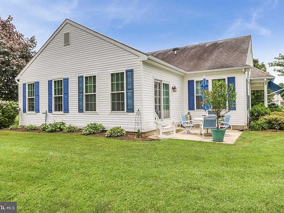 3rd image of 30 Avebury Ct