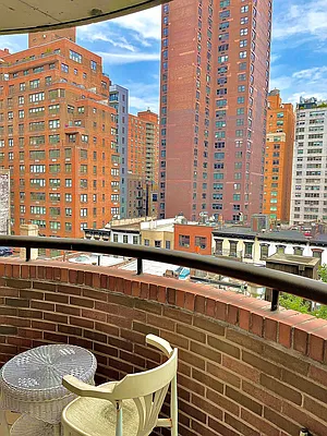 Rented by Oxford Property Group | media 42