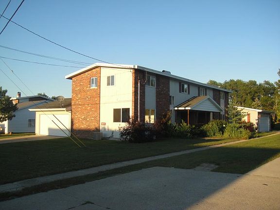 2nd image of 9817A Minnesota St