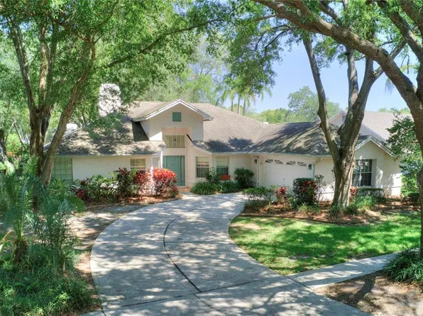 16506 Blenheim Dr, Lutz, FL 33549