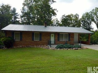 3816 Chance Ln, Lenoir, NC 28645