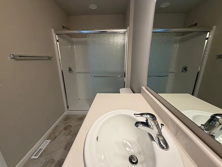 621 Schewe Rd — Photo 28