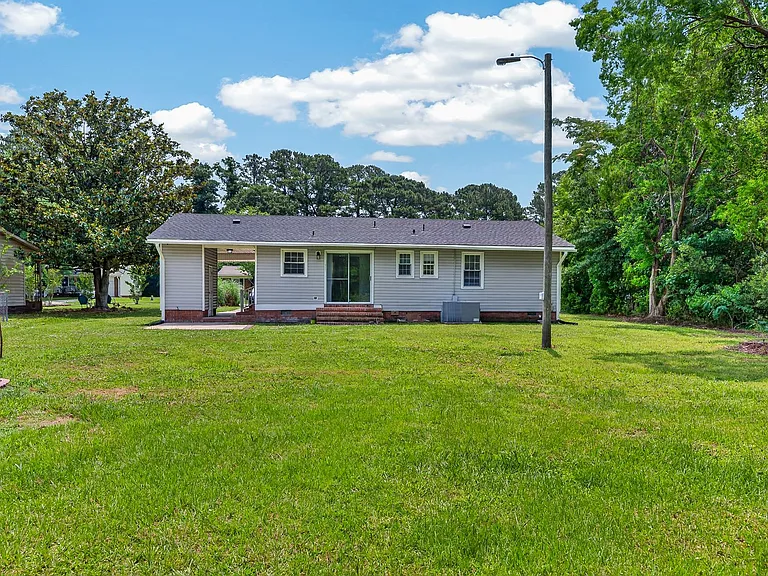 2527 Country Club Rd — Photo 21