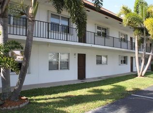 3075 Gardens East Dr APT 6, Palm Beach Gardens, FL 33410