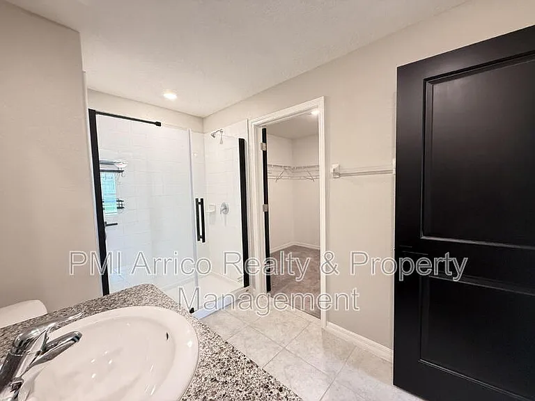14906 Imperial Purple Ln — Photo 17