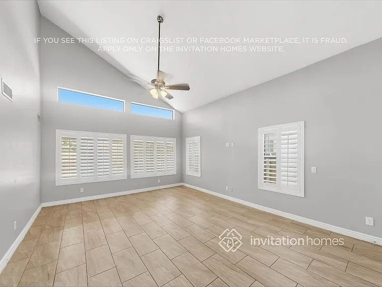 25541 W Pioneer St — Photo 15