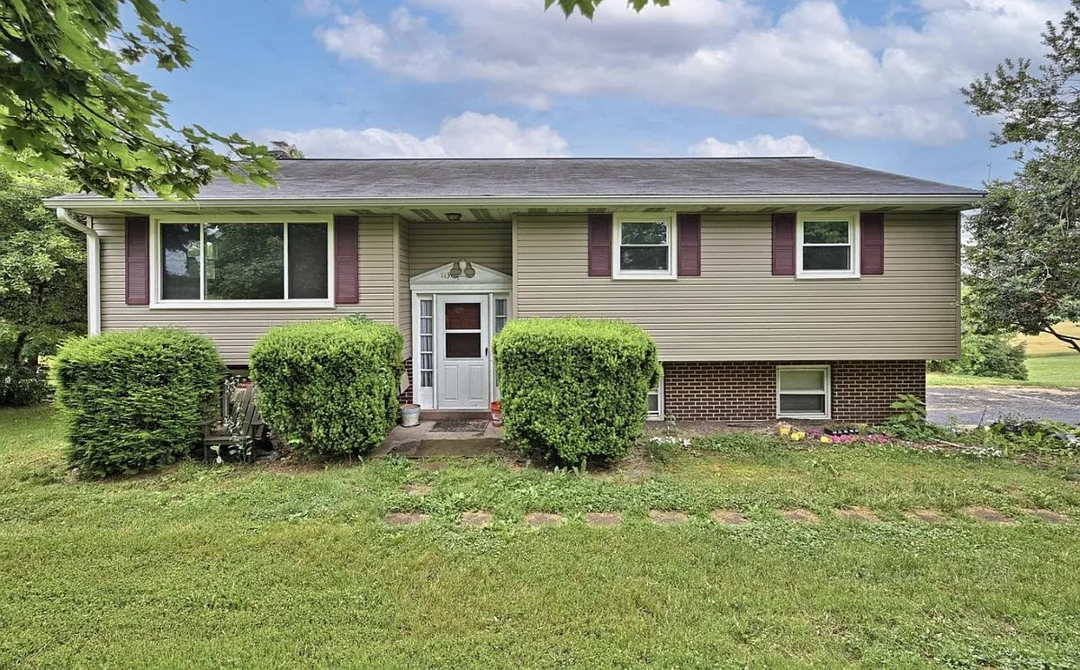 Building Photo - 113 Valley View Dr