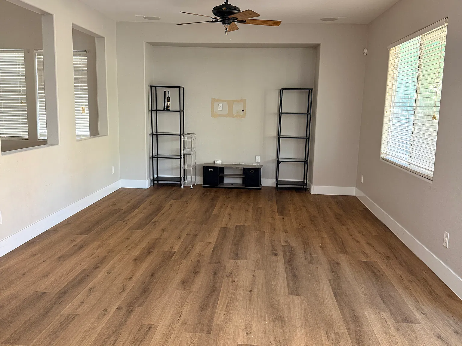 5 bed, 2552 sqft, $2,500 — Photo 4