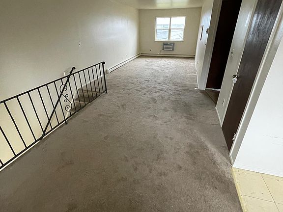 3rd image of 30 Piedmont Dr APT 4