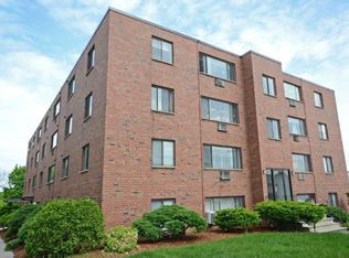 20 Riverside St APT G-5, Watertown, MA 02472