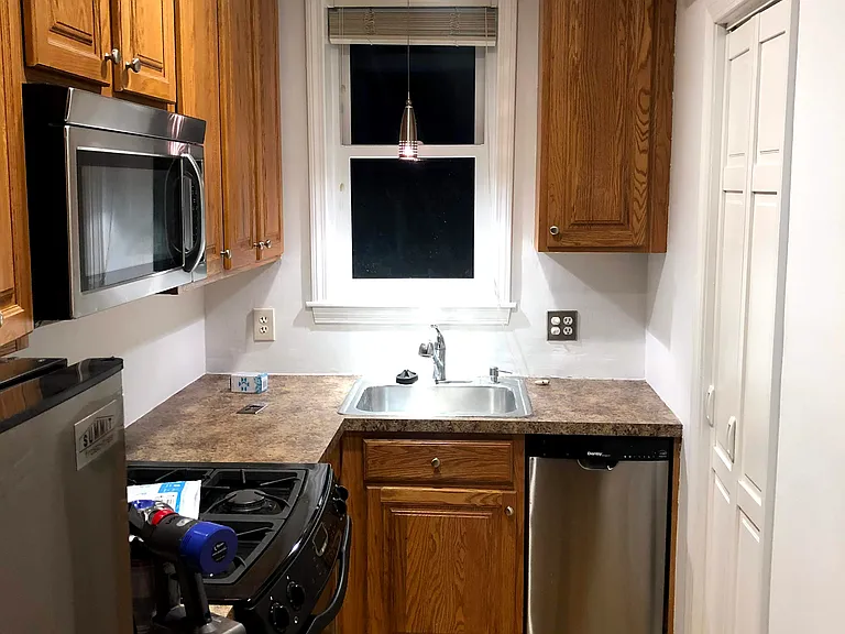69 N Margin St #3 — Photo 5