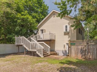 1029 E Unadilla St, Pinckney, MI 48169