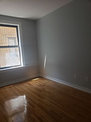5th image of 370 Manhattan Ave APT 4K