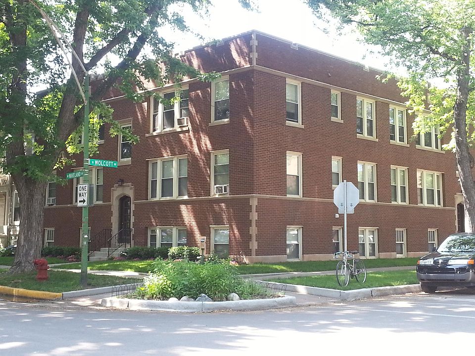 1st image of 3706 N Wolcott Ave #2